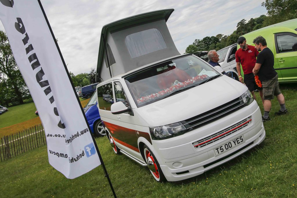 White T5 Transporter with whitewall tyres