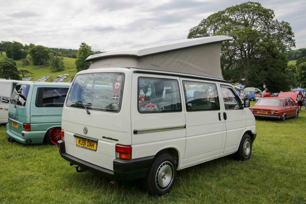 VW T4 Multivan with poptop